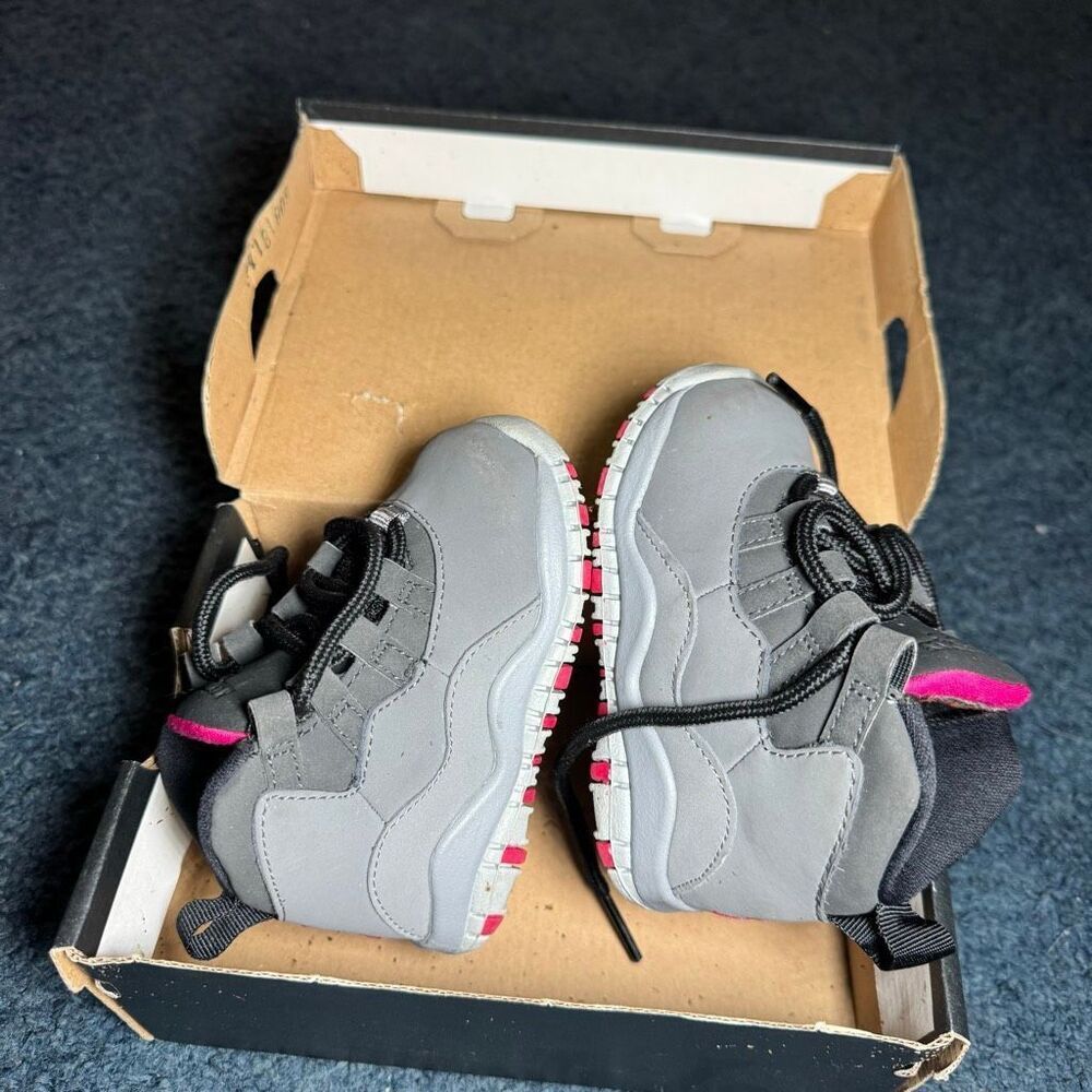 Nike Air Jordan 10 Retro Shoes Toddler Size 5C Grey Pink Sneakers Damaged Box